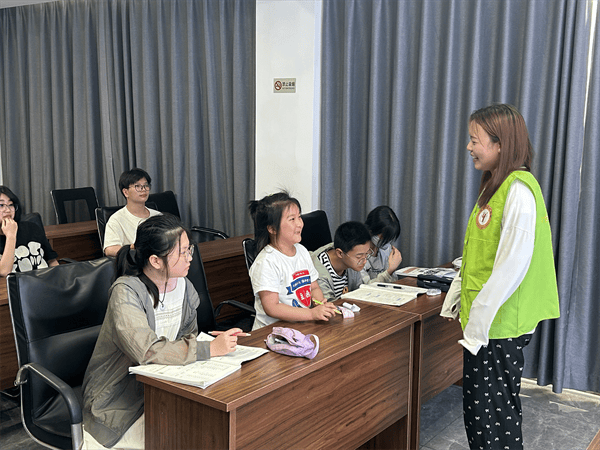 江苏兴化：e“童”净网 护“兴”未来