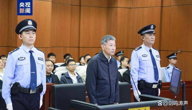 是为人民服务，还是为人民币服务？