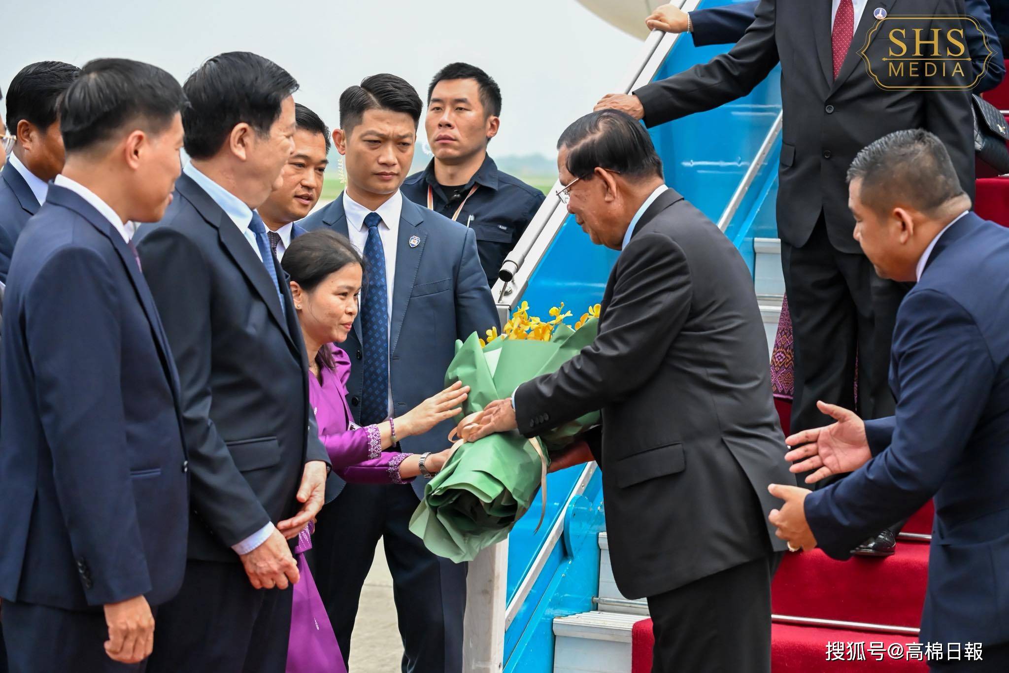 洪森抵达河内 出席越南80周年国庆